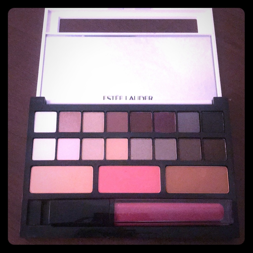 Estée Lauder ‘Pure Color Sculpting Eyeshadow’